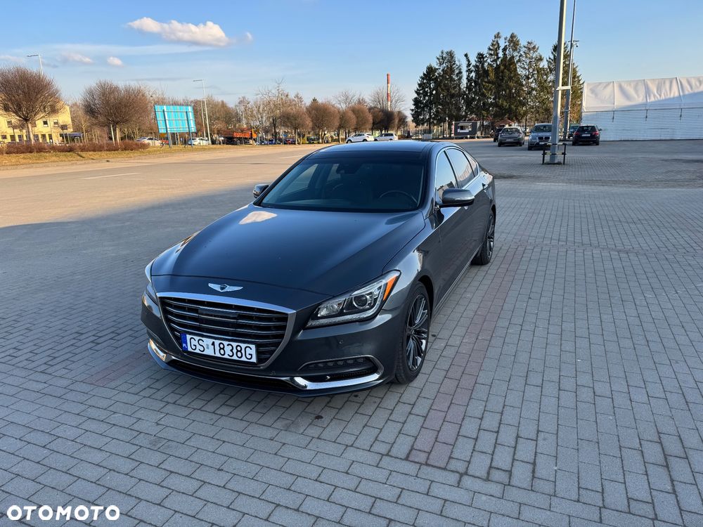 Hyundai Genesis - 1