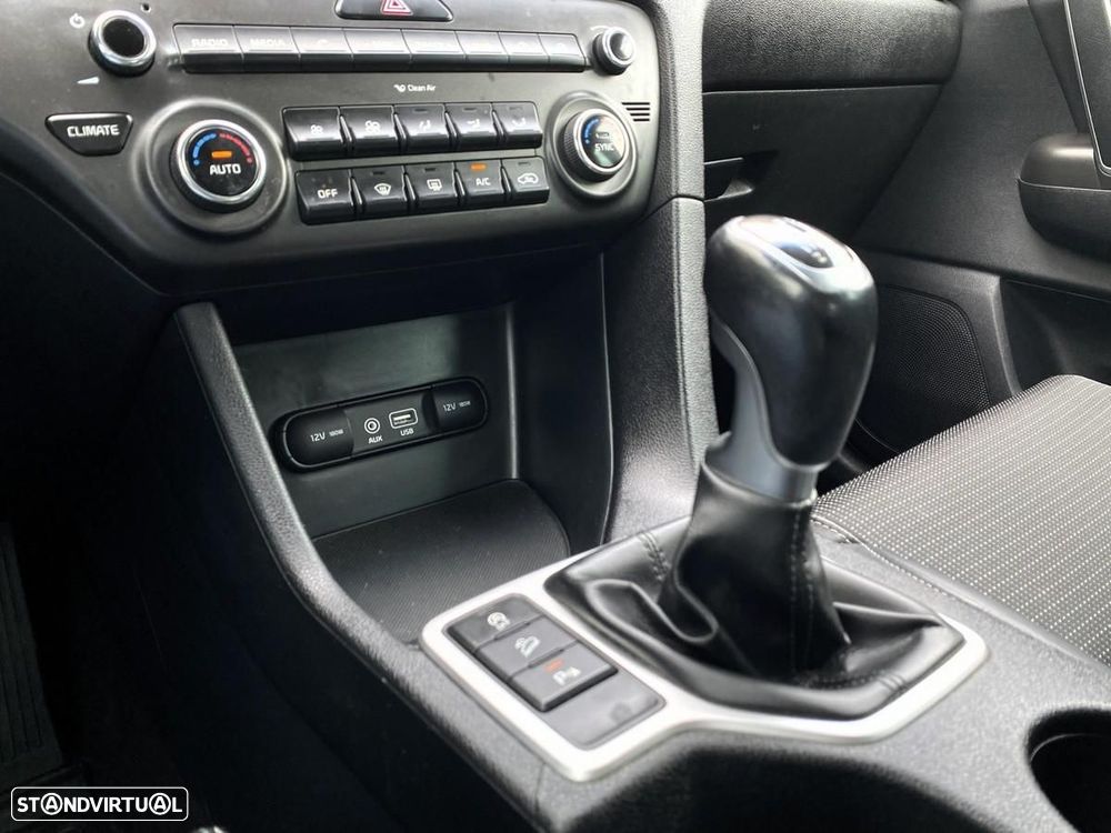 Kia Sportage 1.7 CRDI ISG TX Prime - 22