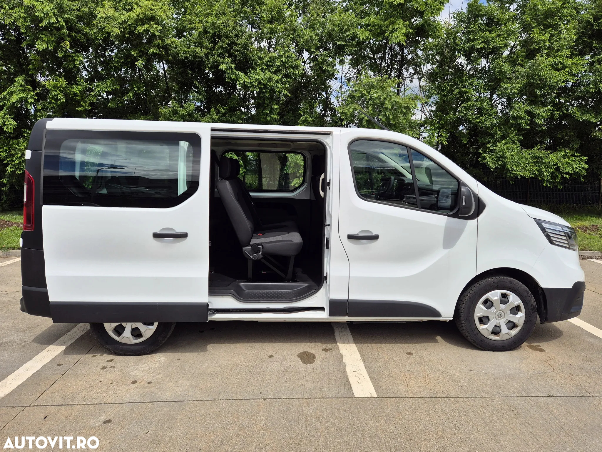 Renault Trafic Combi 2.0 Blue dCi 110 S&S L1 8+1 Life - 7