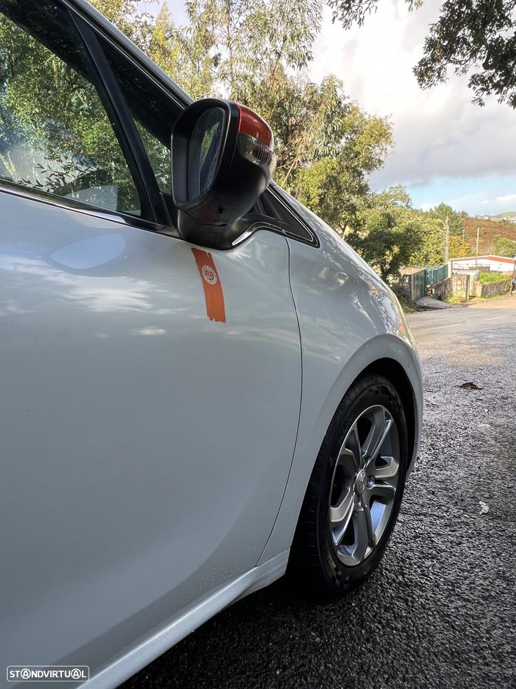 Peugeot 208 PureTech 82 Winter Edition - 21