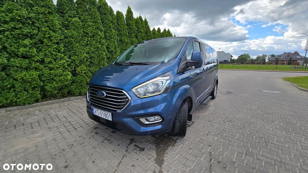 Ford Tourneo Custom 2.0 EcoBlue L2 Shuttle Bus Titanium - 2