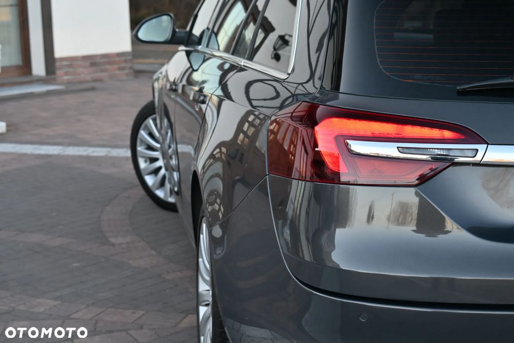 Opel Insignia - 22