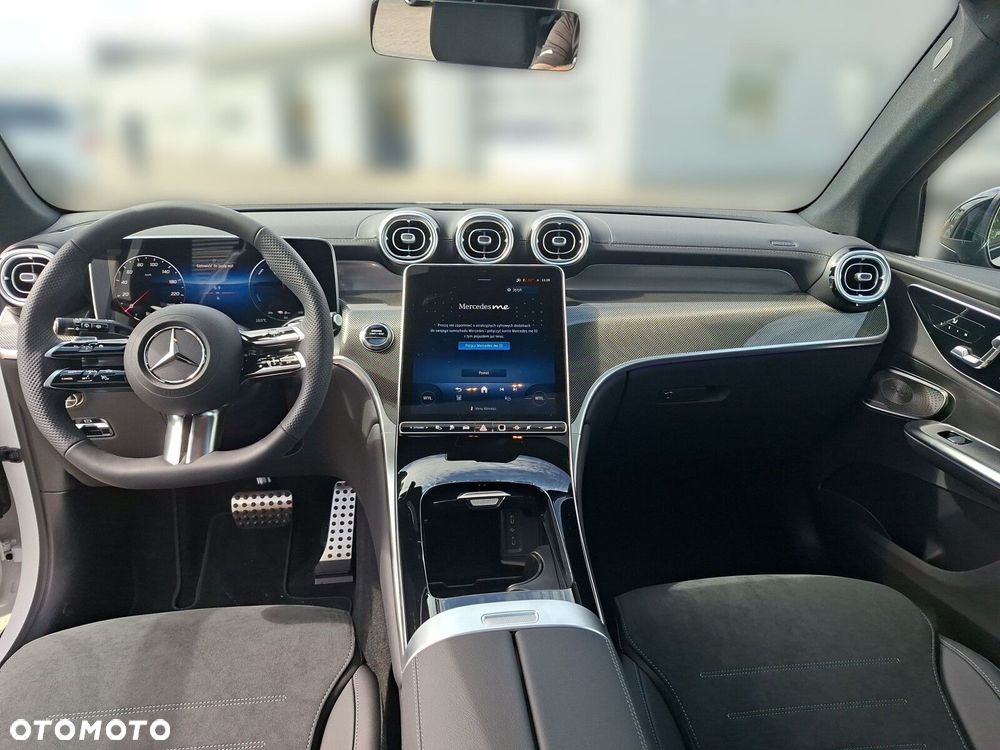 Mercedes-Benz GLC - 12
