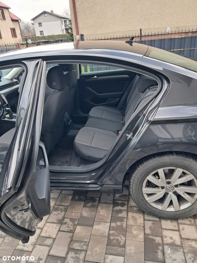 Volkswagen Passat 2.0 TDI BMT Comfortline DSG7 - 10