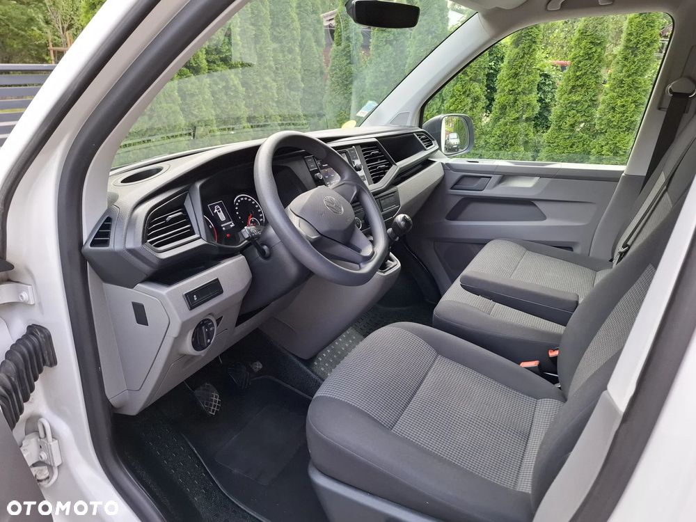 Volkswagen Transporter - 9