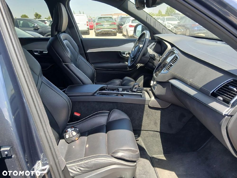 Volvo XC 90 - 3