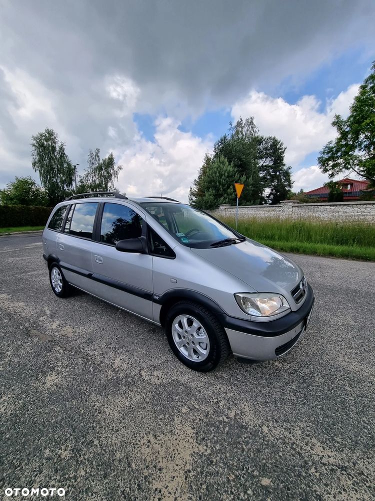 Opel Zafira 1.8 Njoy - 3