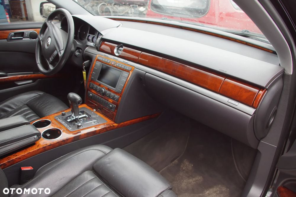 Auto na części 692106889 Volkswagen Phaeton 5.0 tdi Long Ajs skrzynia hdq lakier lr9v zaciski zderzak przedni maska błotnik lampa felgi amortyzator kompresor szyba drzwi ćwiartka - 16