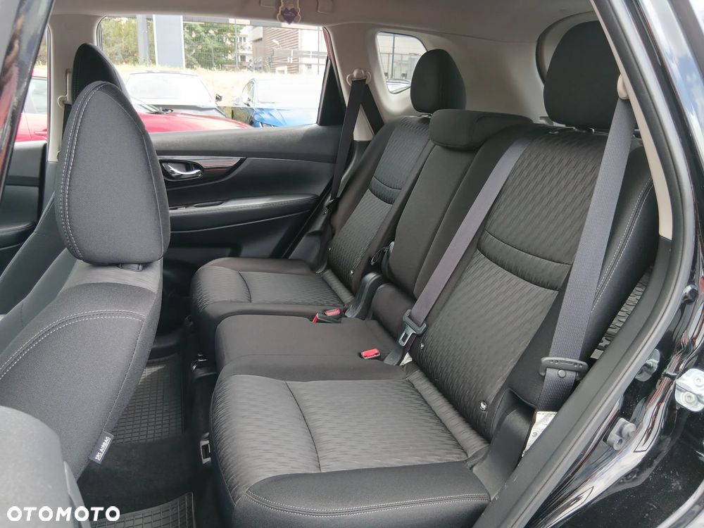Nissan X-Trail - 16