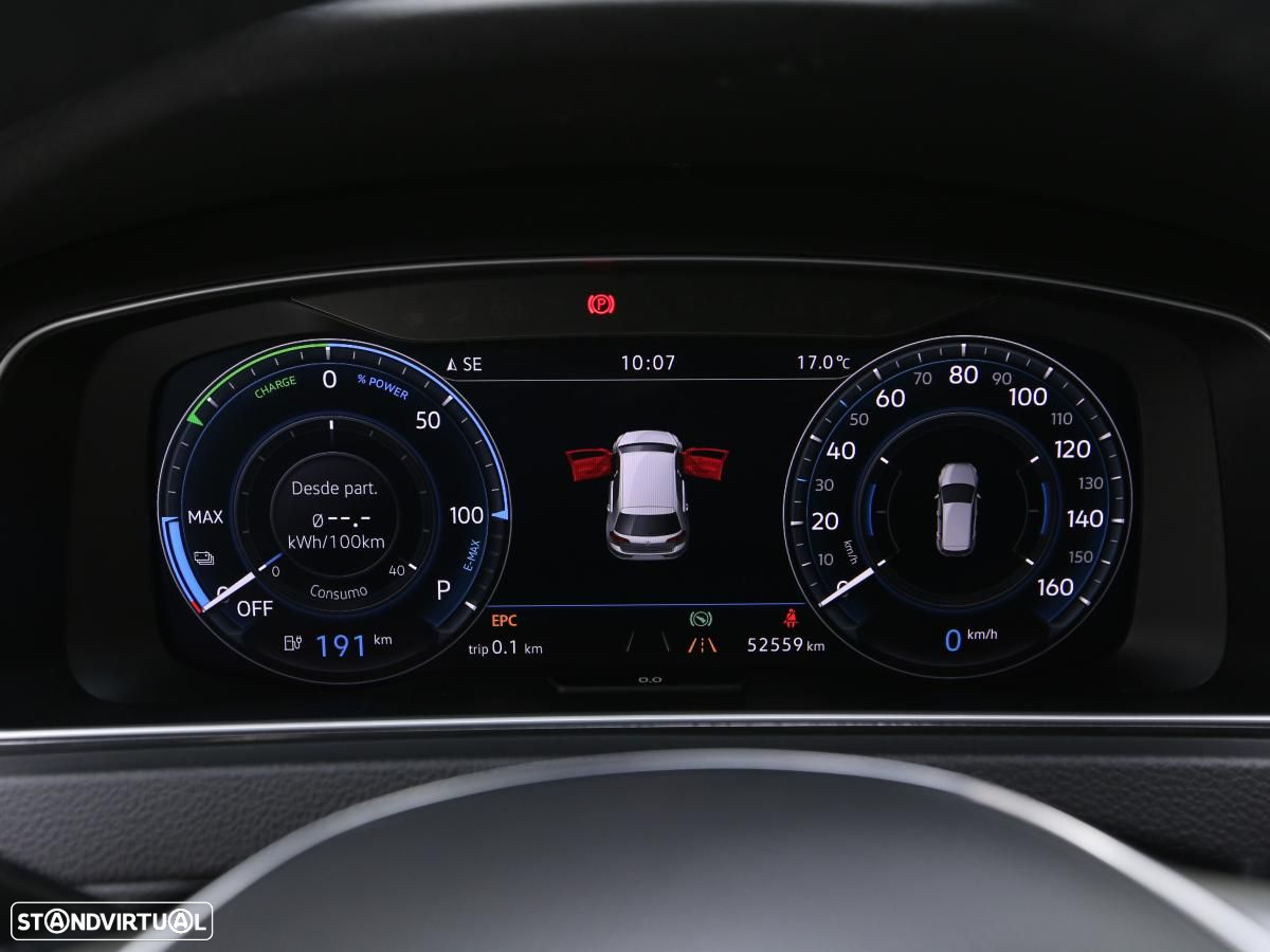 VW e-Golf AC/DC - 17
