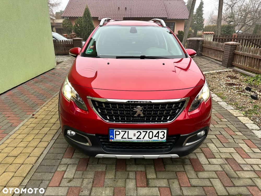 Peugeot 2008 1.2 Pure Tech GPF Allure S&S EAT6 - 2