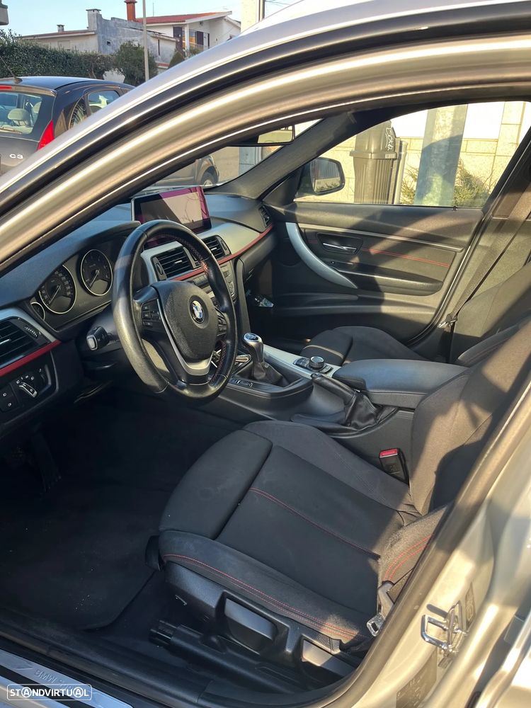 BMW 320 d Line Sport - 6