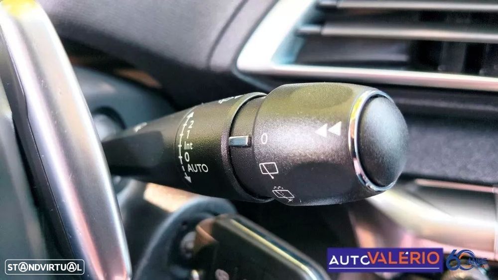 Peugeot 3008 1.5 BlueHDi Allure EAT8 - 19