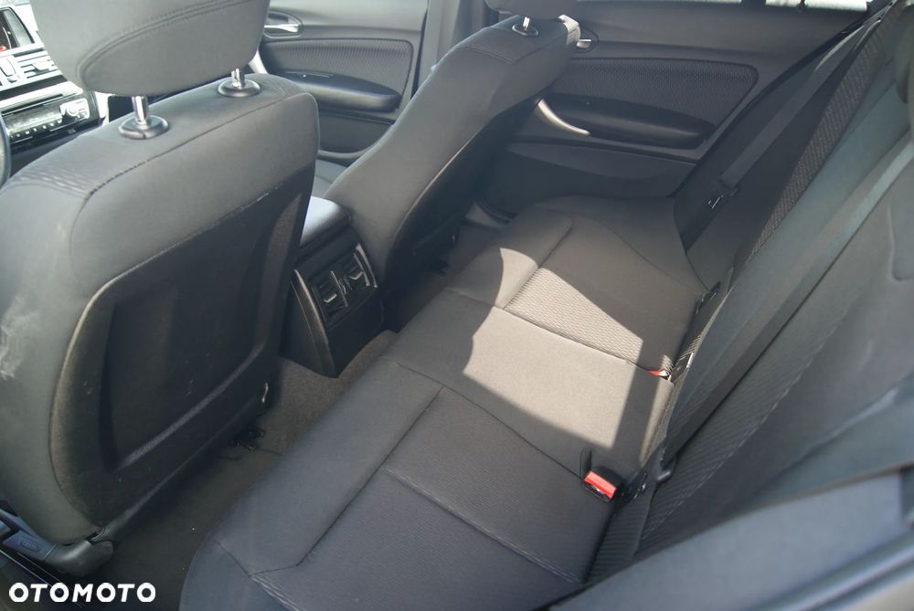 BMW Seria 1 118d - 13