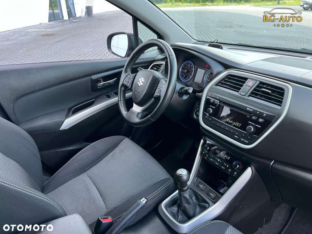 Suzuki SX4 S-Cross - 24