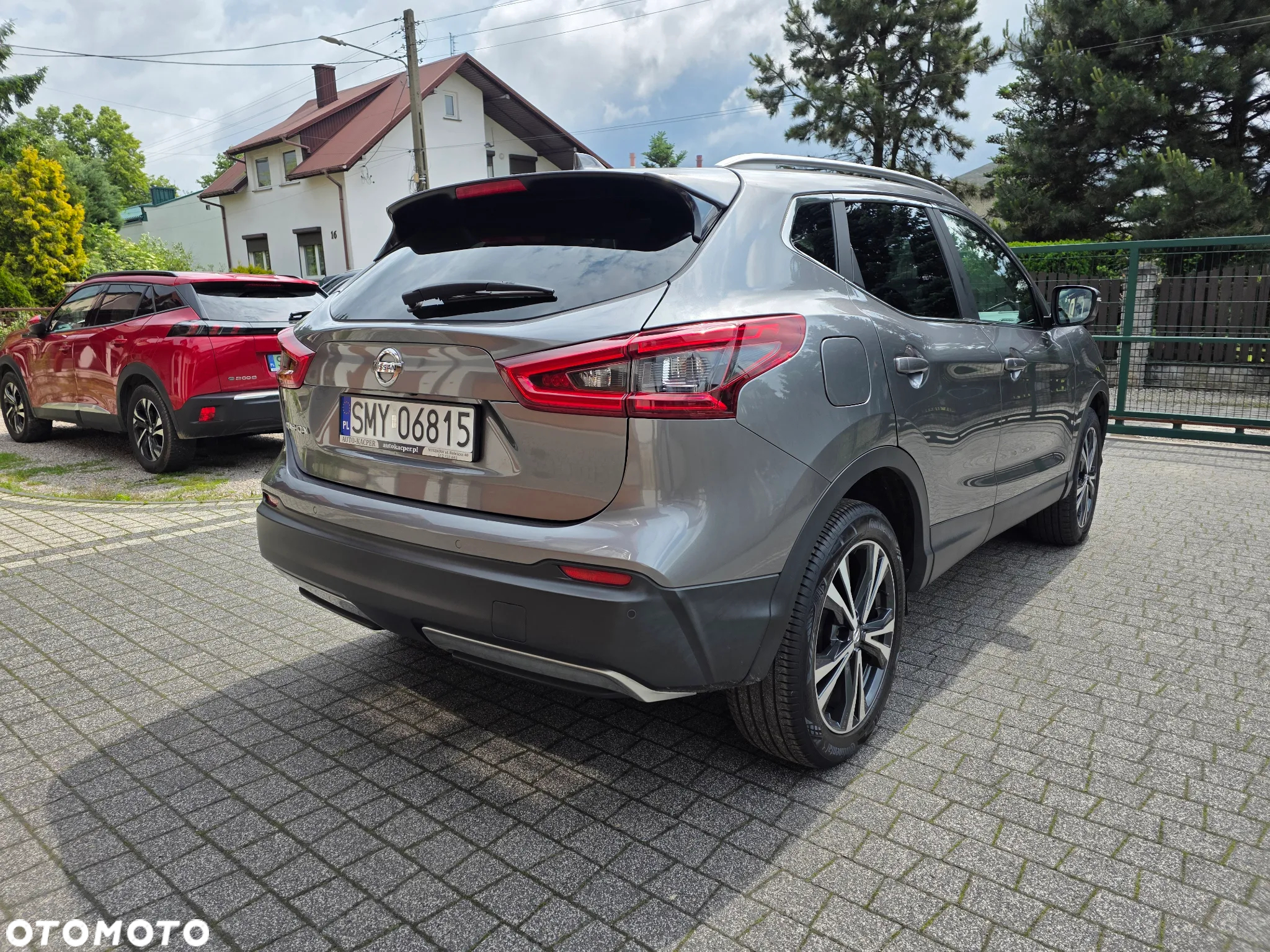 Nissan Qashqai 1.2 DIG-T N-Connecta - 4