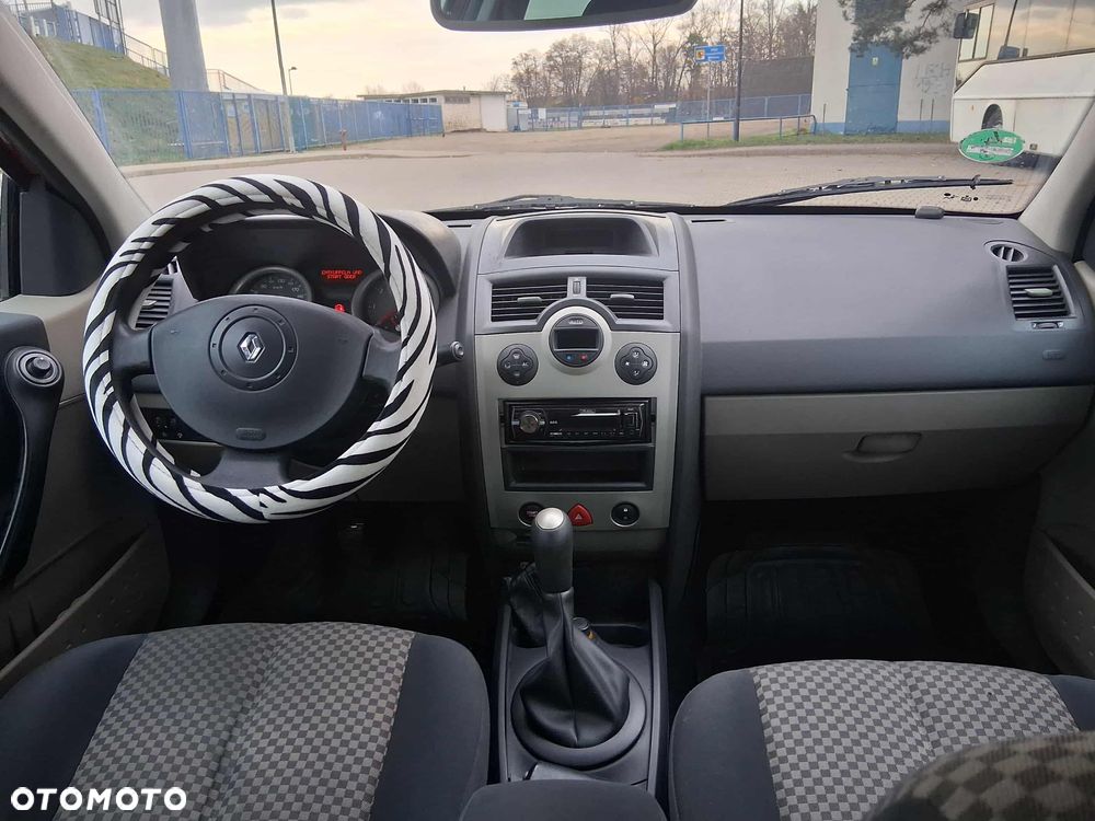 Renault Megane - 9
