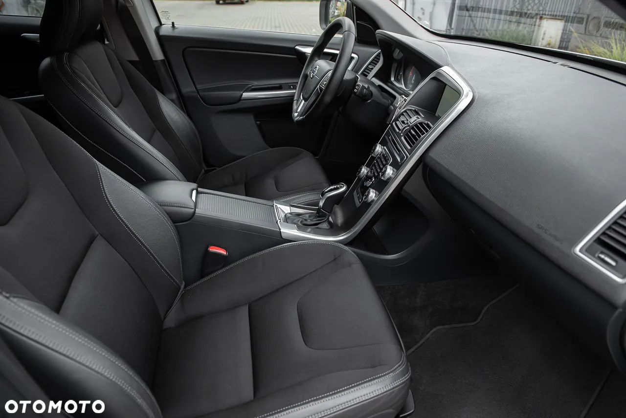Volvo XC 60 D4 Geartronic Summum - 31