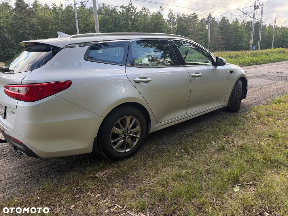 Kia Optima 1.7 CRDI L DCT - 5