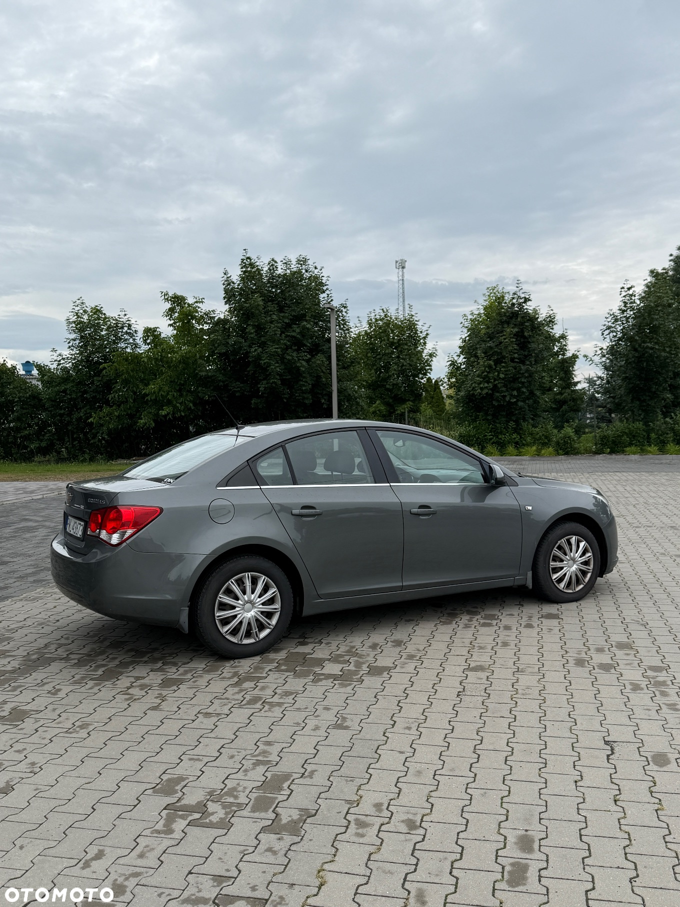 Chevrolet Cruze 1.6 LS - 4