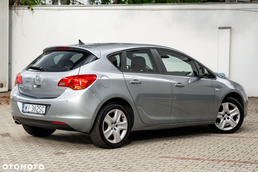 Opel Astra 1.4 Turbo Color Edition - 14