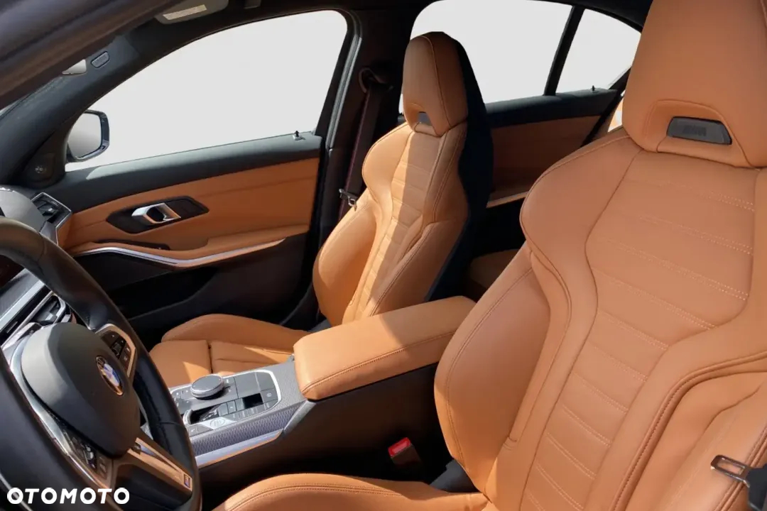 BMW Seria 3 M340i xDrive - 14