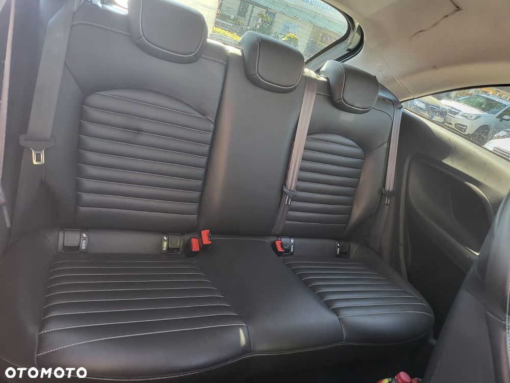 Opel Corsa 1.6 Turbo OPC - 19