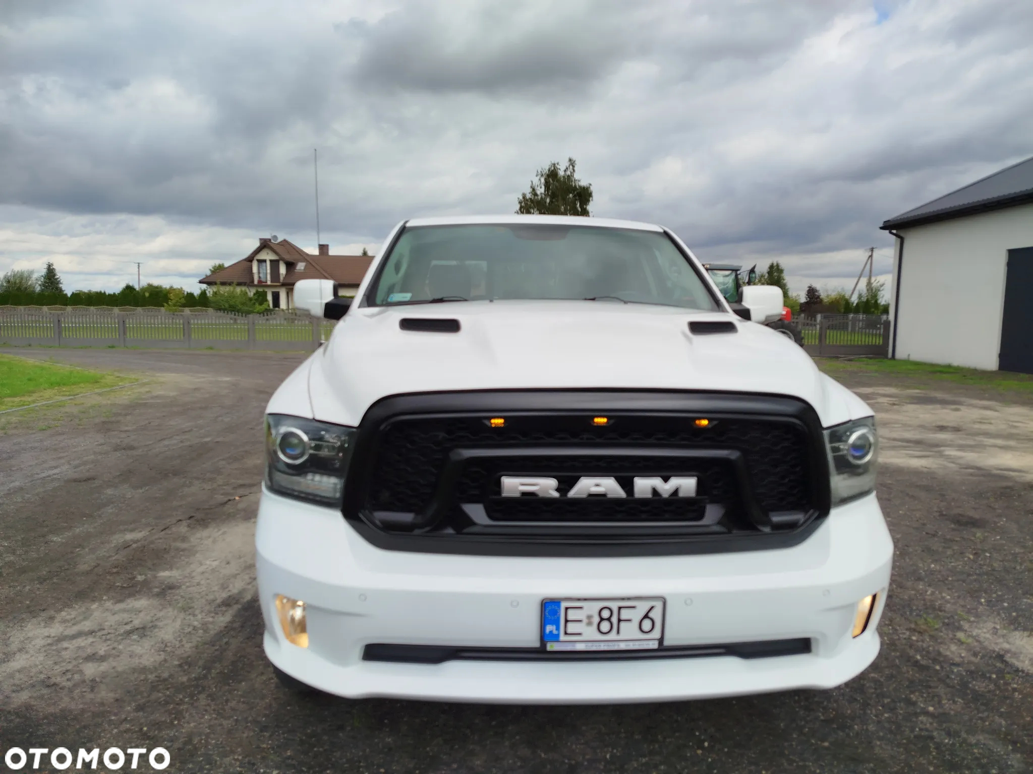 Dodge RAM 1500 5.7 4x4 - 37