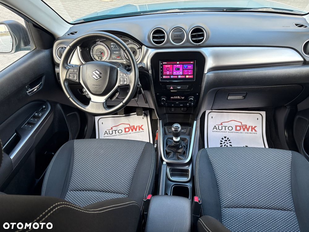 Suzuki Vitara 1.4 Boosterjet Hybrid Allgrip Comfort+ "SHINKAI" - 24