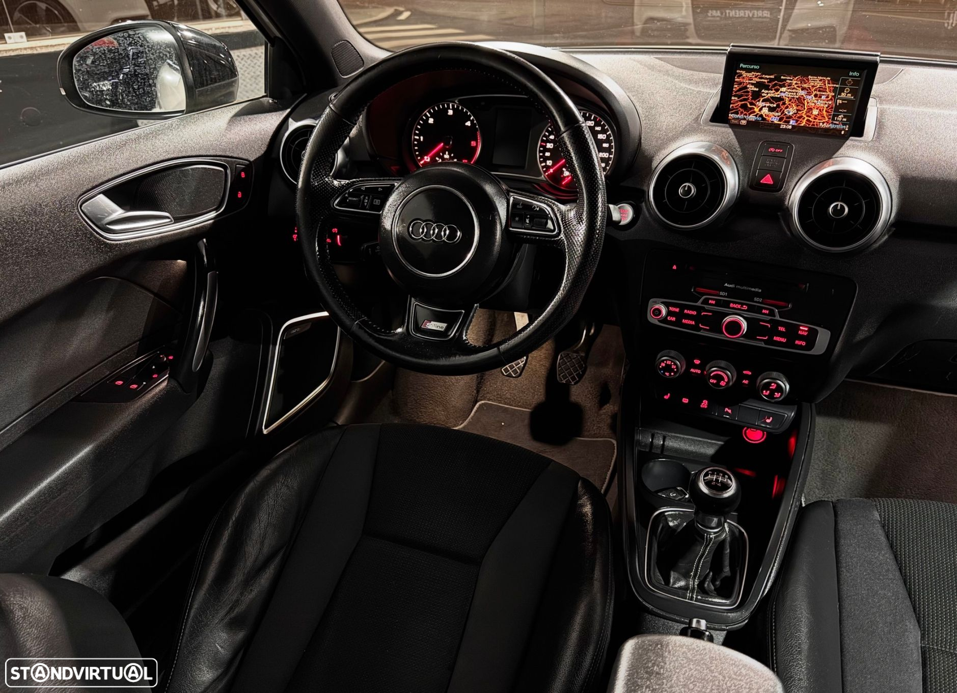 Audi A1 1.6 TDI S-line - 24