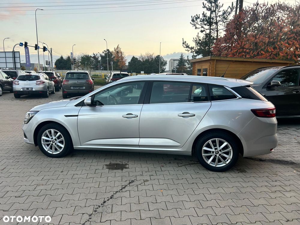 Renault Megane 1.5 dCi Dynamique EDC - 11