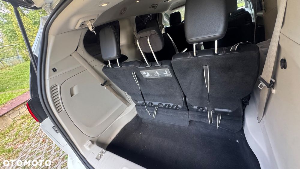 Chrysler Pacifica - 38