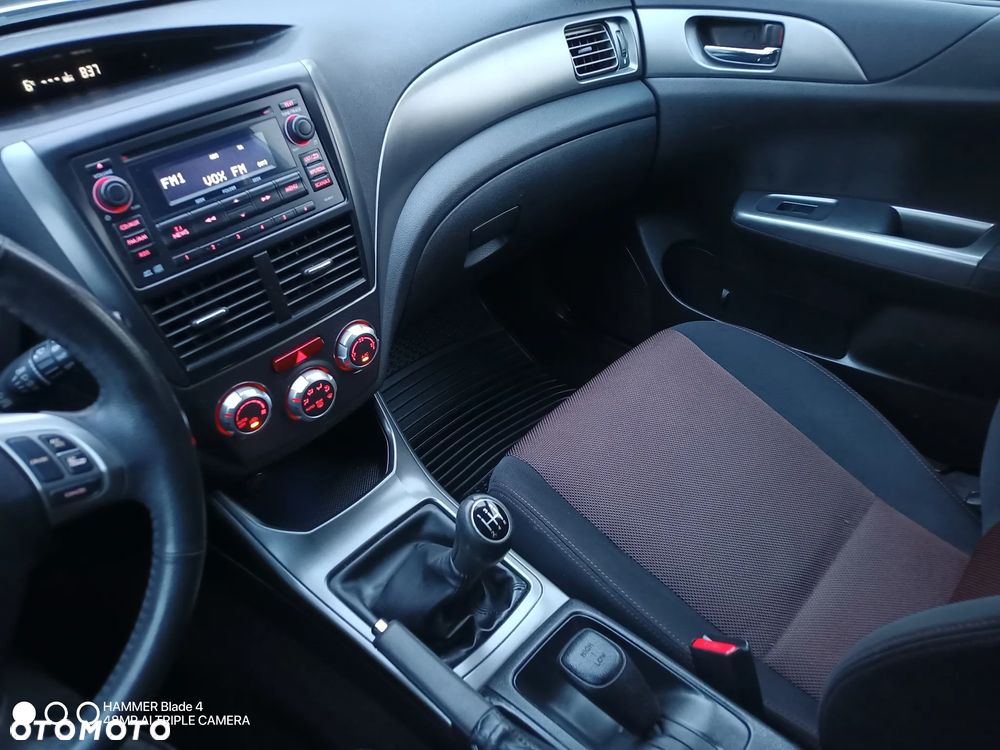 Subaru Impreza XV 2.0R - 9