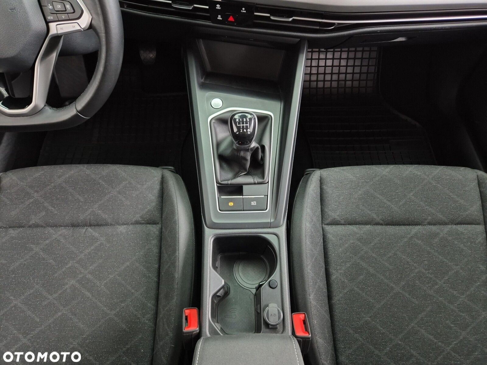 Volkswagen Golf VIII 1.5 TSI EVO Life - 17