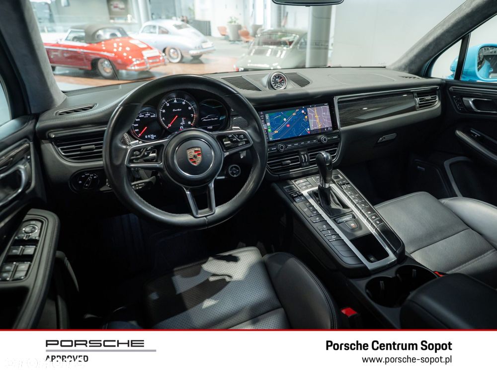 Porsche Macan Turbo - 17