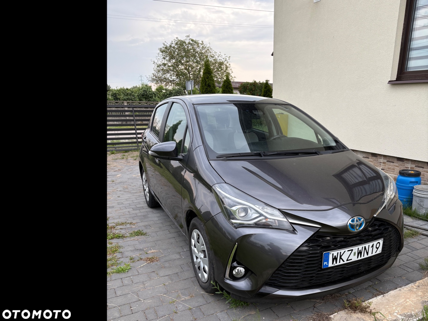 Toyota Yaris Hybrid 1.5 VVT-i Comfort - 4
