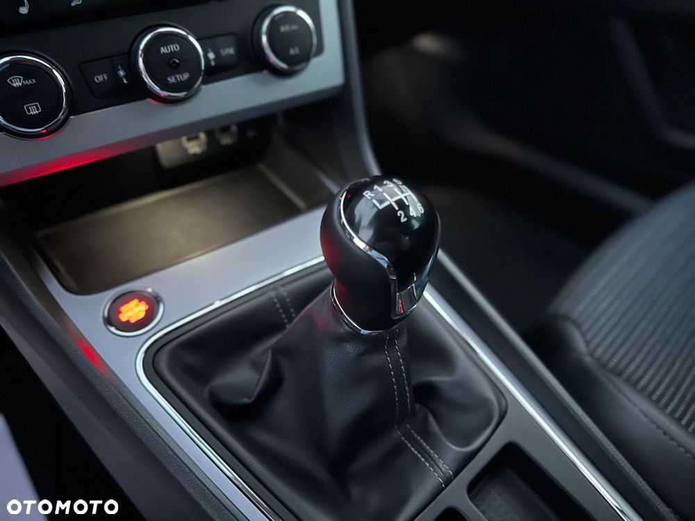 Seat Leon 1.4 TSI Start&Stop XCELLENCE - 25