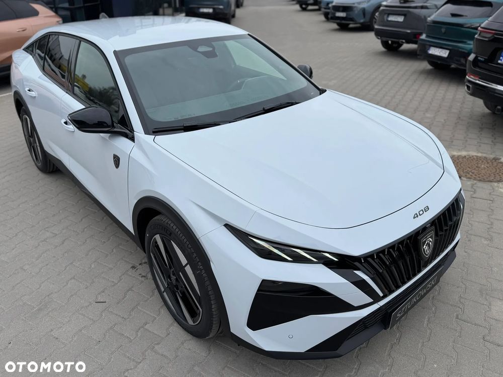 Peugeot 408 1.2 PureTech mHEV GT S&S e-DCS6 - 11