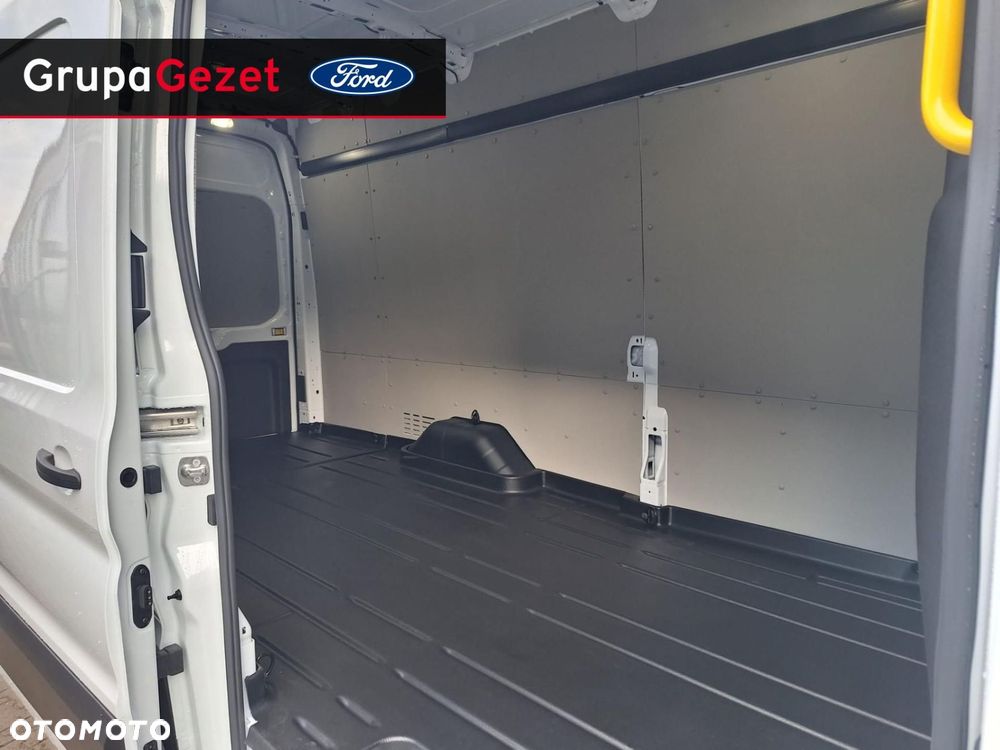 Ford Transit - 16