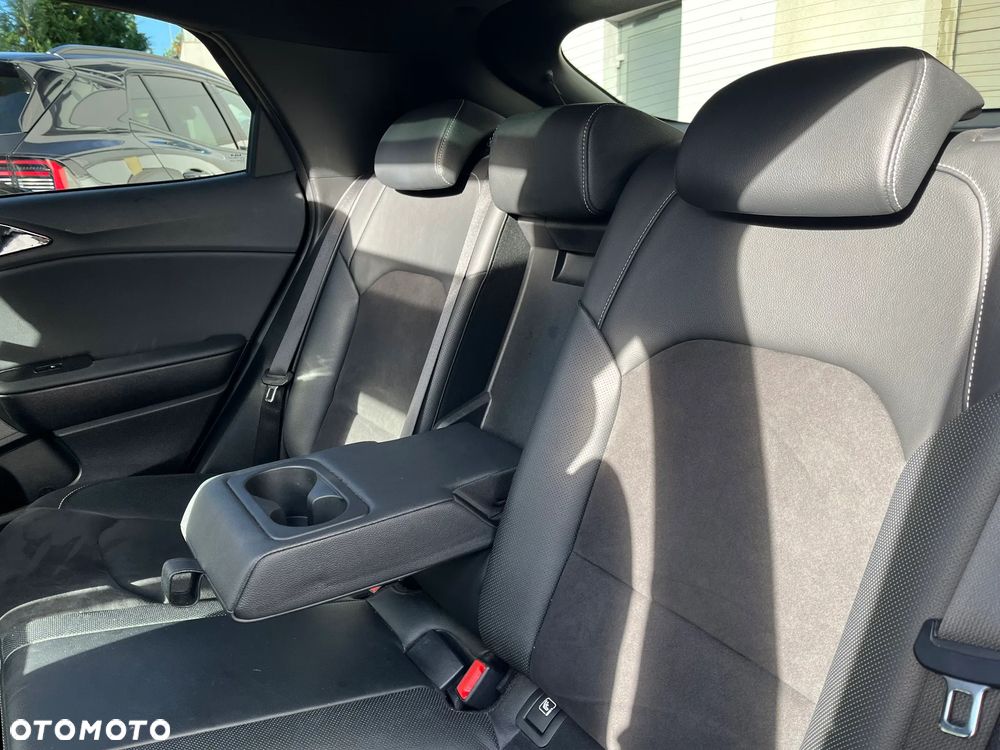 Kia XCeed 1.5 T-GDI Prestige Line DCT - 16
