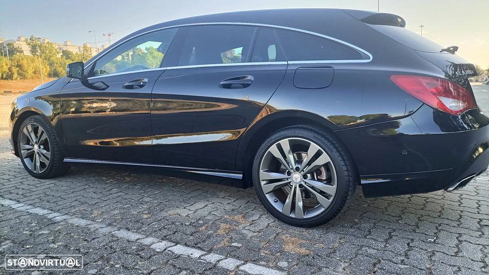 Mercedes-Benz CLA 200 d Shooting Brake - 3