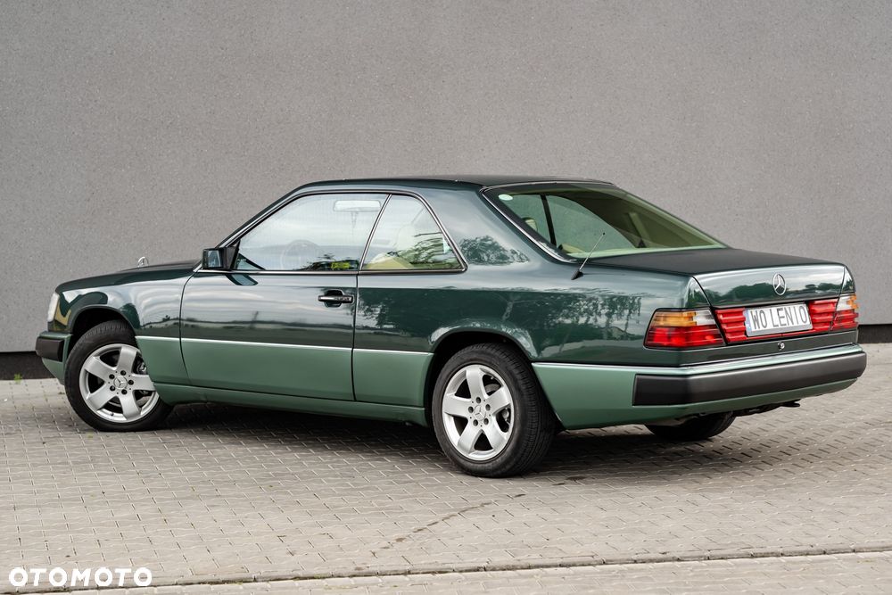Mercedes-Benz W124 (1984-1993) - 11