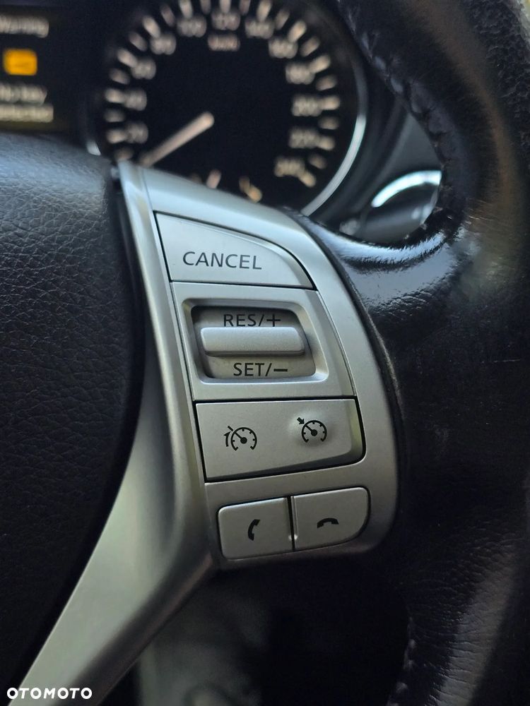 Nissan X-Trail 1.6 DCi Xtronic Tekna - 28