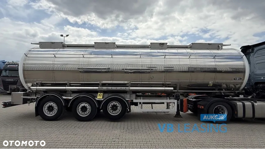 Ackermann VAN HOOL 3 AXLE SEMI TRAILER cysterna do przewozu materiałów niebezpiecznych - 4