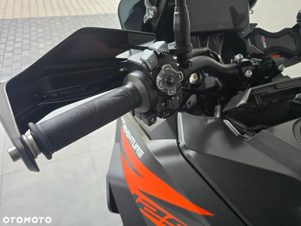 KTM Super Adventure - 24