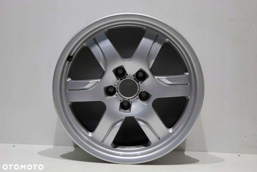 Audi A5 8T0 Felga Felgi 17" Ładna - 1