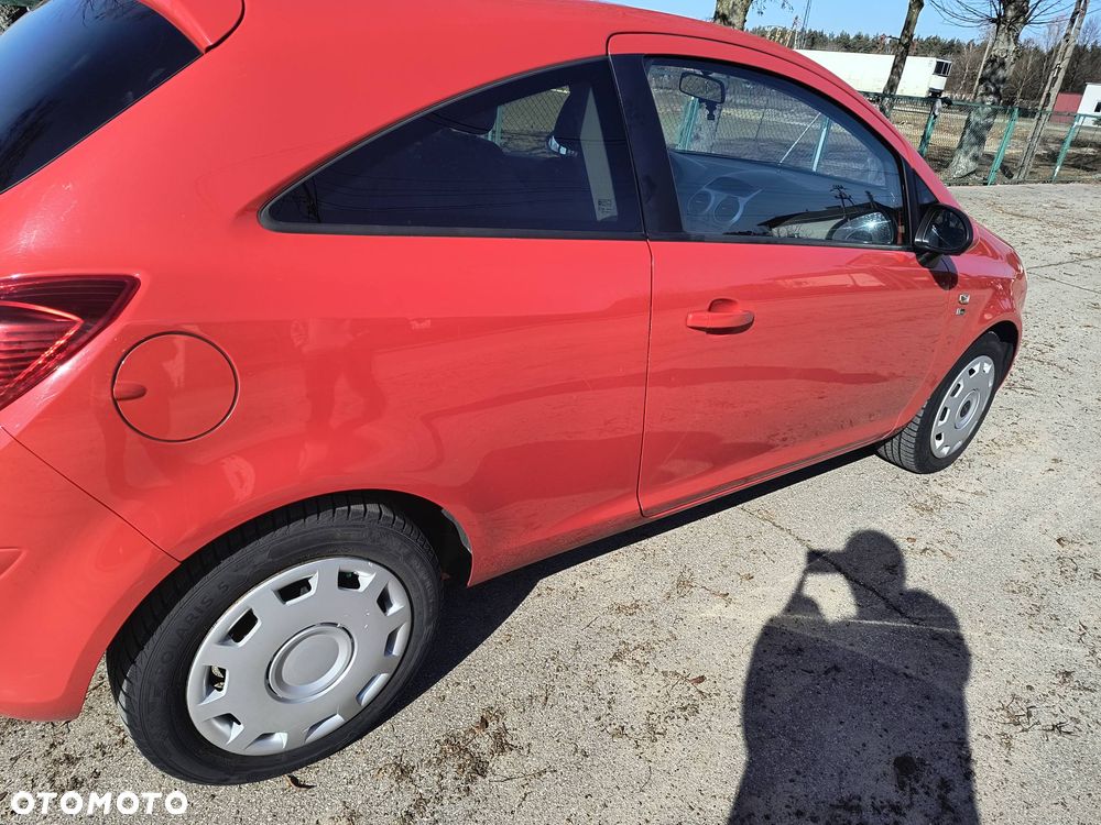 Opel Corsa 1.4 16V 150 Jahre - 4