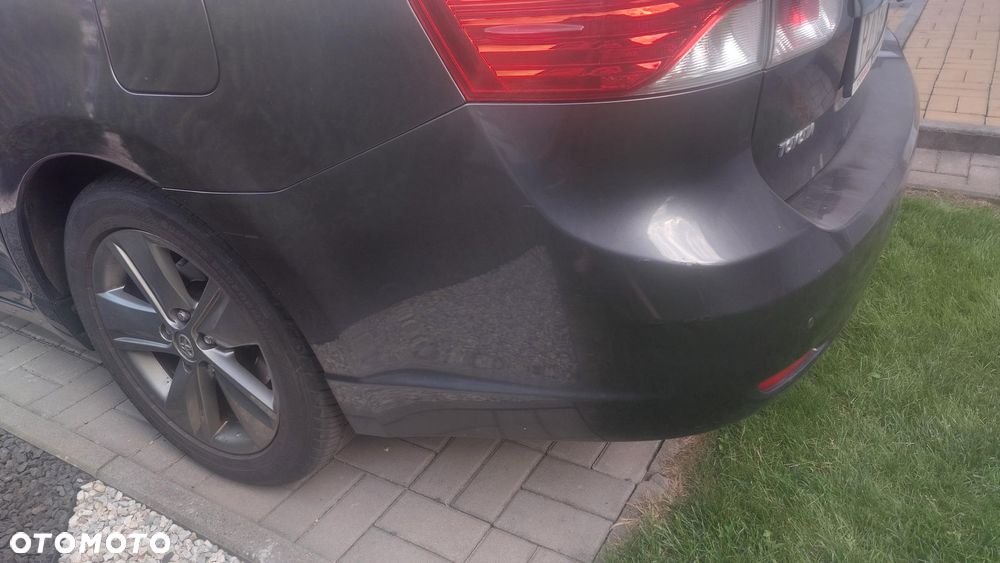 Toyota Avensis 2.0 D-4D Premium - 13