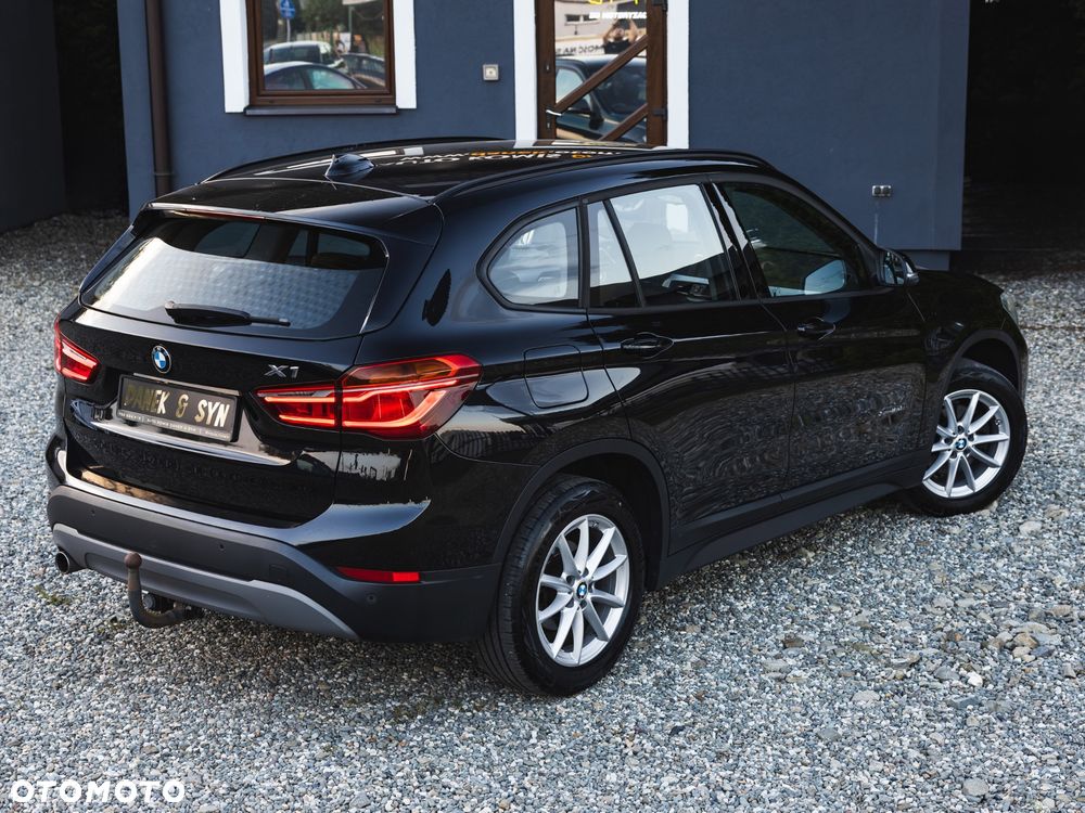 BMW X1 sDrive18d Advantage - 12