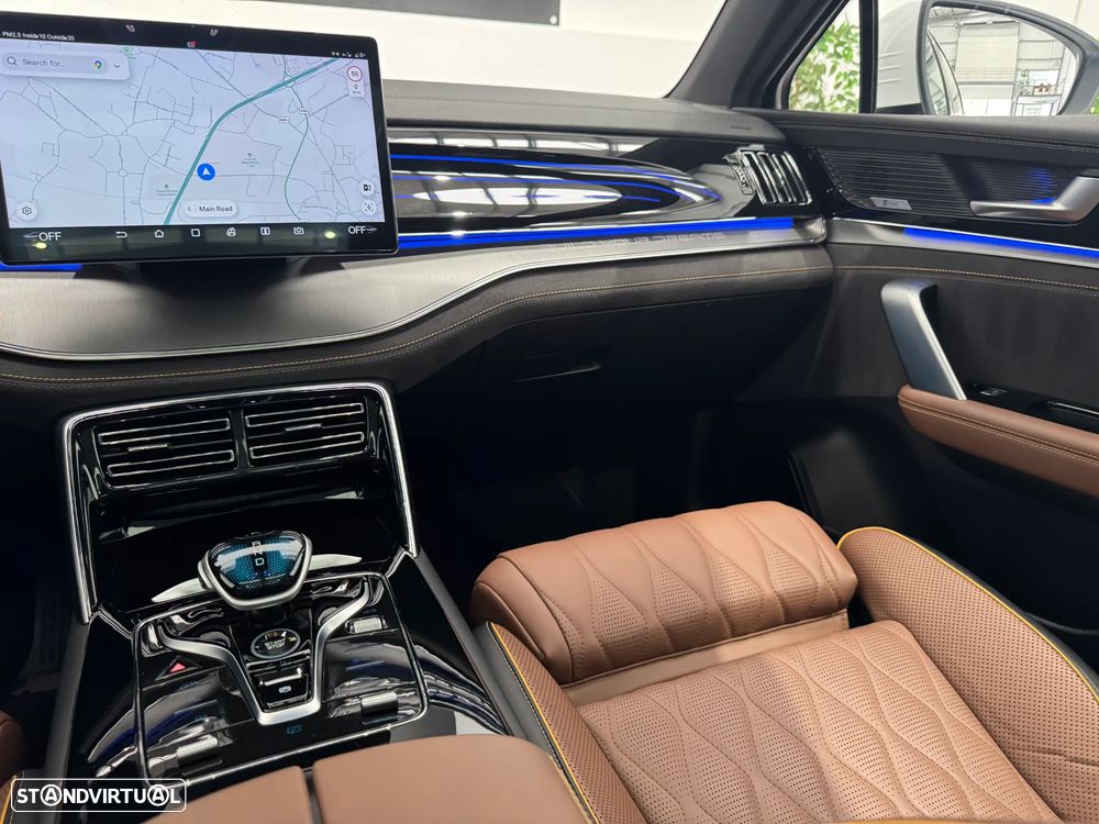 BYD Tang 86.4 kWh AWD Flagship - 21